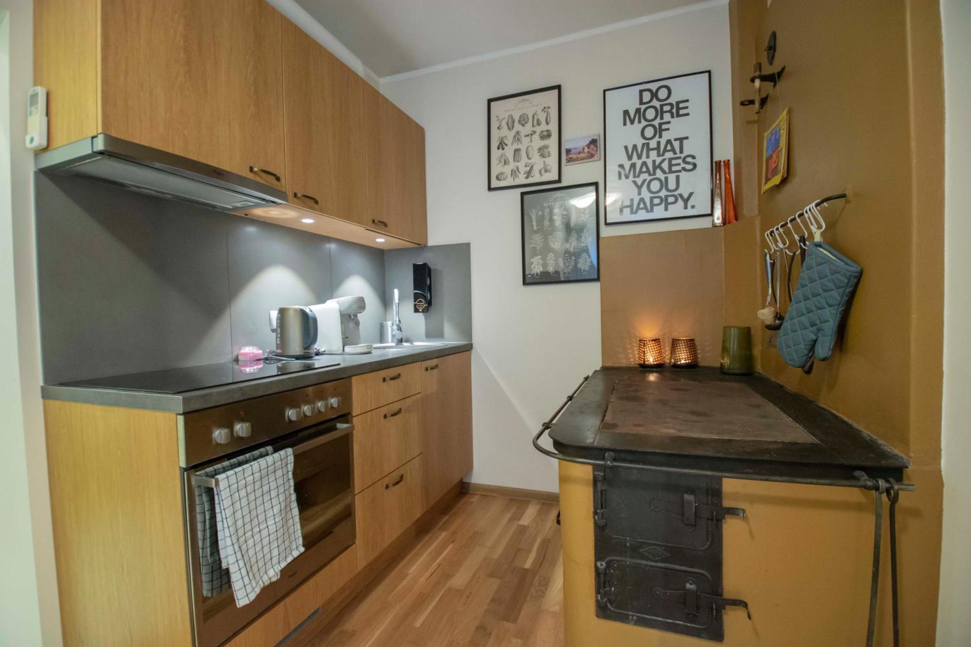 Karlovaidyll 7 - Homey Apartment With Free Parking! Tartu Buitenkant foto